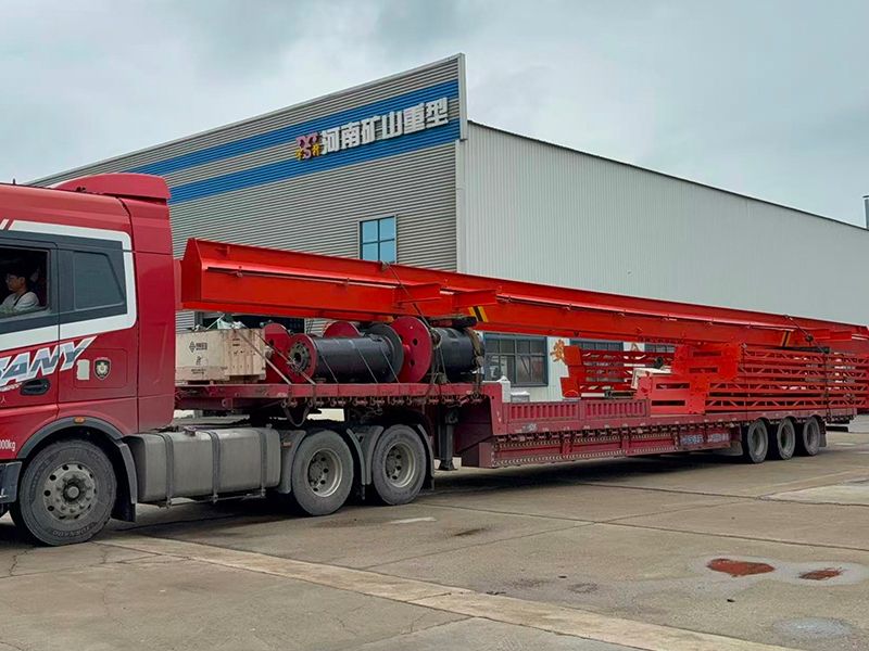 上包下花電動葫蘆門式起重機 MHxh5t-12m MHxh5t-13m 制作完成  裝車發出